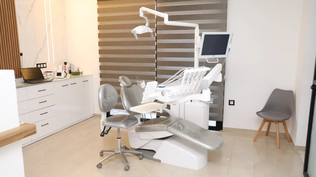dentiste proche de moi à Monastir